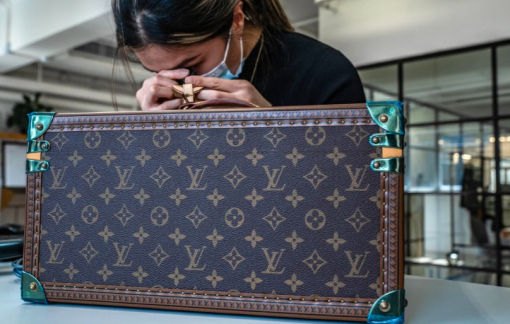 Kinh doanh thời trang xa xỉ second-hand, từ ý tưởng rẻ tiền thành đế chế tỷ đô