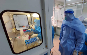 Tối 29/4, 45 người mắc COVID-19, TPHCM có 1 người lây từ cộng đồng