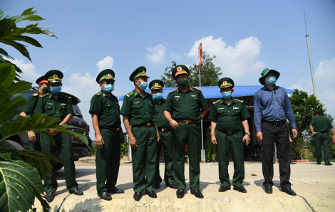 Biên phòng Tây Ninh tiếp nhận 55 chiến sĩ dân quân, tăng cường “siết chặt biên giới”