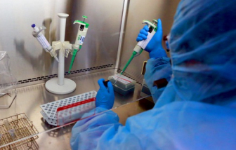 Nữ điều dưỡng tại Bệnh viện Bệnh Nhiệt đới Trung ương mắc COVID-19 đi chợ, về quê trước khi nhận kết quả dương tính