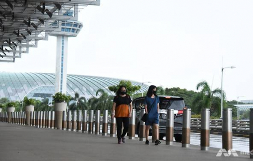 Du khách đến Singapore có thể bị cách ly tập trung 21 ngày