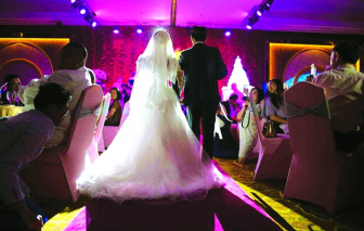 18g chiều nay, TPHCM dừng hoạt động cơ sở gym, spa, buffet, ăn uống có ca hát...