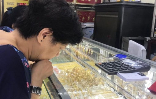 Giá vàng tăng mạnh theo đại dịch COVID-19