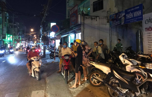 "Tôi nghe tiếng hô thất thanh từ căn nhà đang cháy rồi lặng dần"