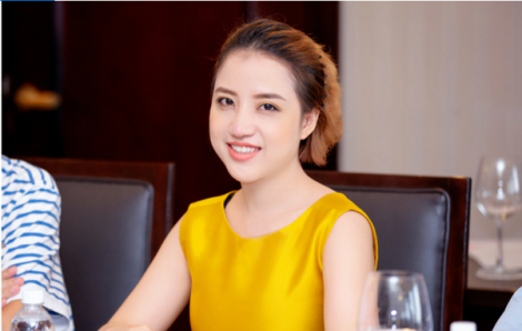 Jolie Nguyễn: “Trước khi thành chuyên gia phun xăm thẩm mỹ tôi từng muốn bỏ nghề”