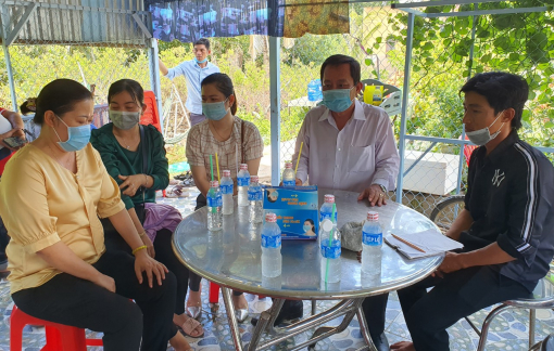 2 trẻ tử vong sau khi ăn cháo gà: "Mới sáng hôm qua còn cha con..."