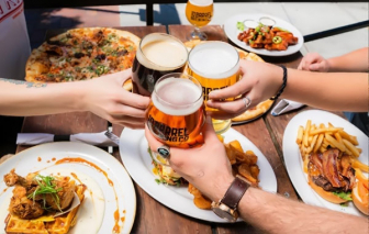 Hà Nội đóng cửa quán bia, dẹp chợ cóc để phòng chống COVID-19