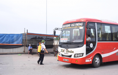 Hải Phòng: Từ trưa 11/5, xe buýt, xe taxi… bố trí hành khách ngồi giãn cách 1 ghế