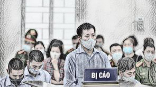Hoãn xử vụ thanh tra giao thông “bảo kê logo xe vua” tại Hà Nội