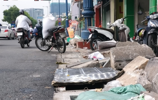 Tổ chức giao thông trên cầu Kênh A và tạm ngưng thi công đào đường dịp bầu cử