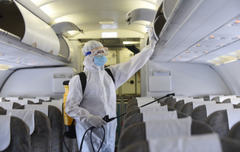 Thêm 1 người dương tính SARS-CoV-2 cùng chuyến bay với vợ chồng giám đốc Hacinco