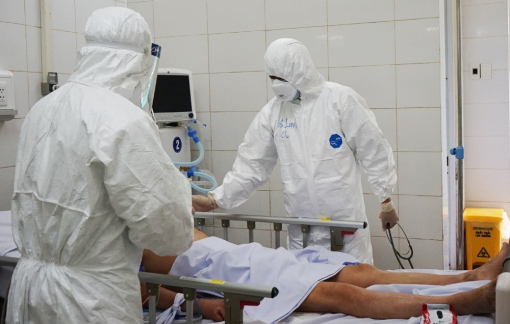 17 ca COVID-19 đang tiên lượng rất nặng