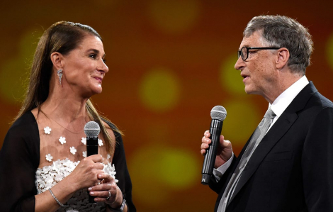 Bill Gates từng theo đuổi các nhân viên nữ của Microsoft?