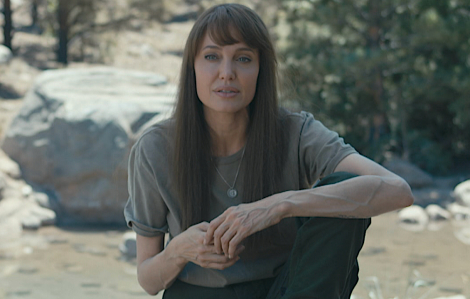 Phim mới của Angelina Jolie thất bại bất ngờ