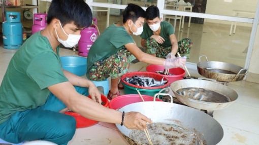 "14 ngày ở khu cách ly họ lo cho chúng tôi từng miếng ăn, giấc ngủ"