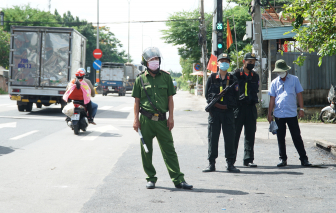 Chốt kiểm dịch TPHCM phát hiện 2 người Trung Quốc không rõ lai lịch