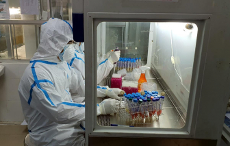 Hà Nội thêm 8 ca dương tính SARS-CoV-2, có 4 người trong một gia đình