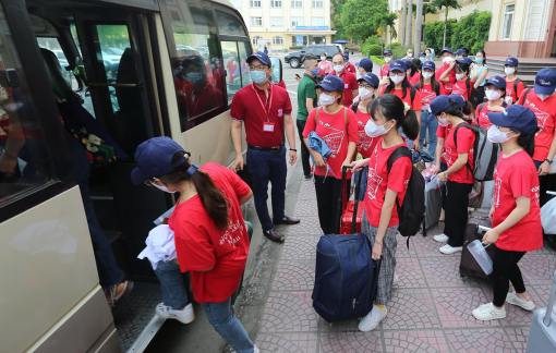 4 nhân viên y tế Bắc Giang mắc COVID-19, Bộ Y tế điều động cán bộ, giảng viên, sinh viên ngành y dược hỗ trợ