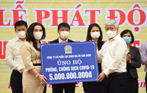 Tập đoàn địa ốc Kim Oanh ủng hộ 7 tỷ đồng phòng, chống COVID-19