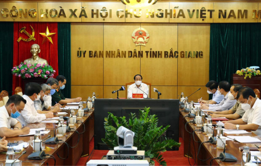 Bộ Y tế điều động gần 1000 người giúp Bắc Giang chống dịch