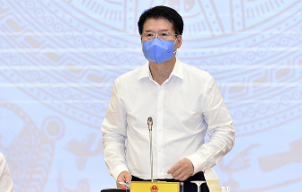 Vắc xin COVID-19: "Việt Nam không được ưu tiên vì chống dịch tốt"