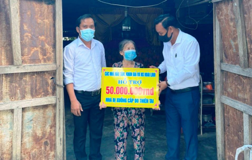 Đại diện nghệ sĩ Hoài Linh đã trao hơn 5 tỷ đồng cho người nghèo ở Quảng Nam, Quảng Ngãi
