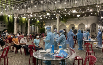 Trung tâm Y tế Gò Vấp yêu cầu lập danh sách người lao động sống ở Gò Vấp để xét nghiệm trong ngày