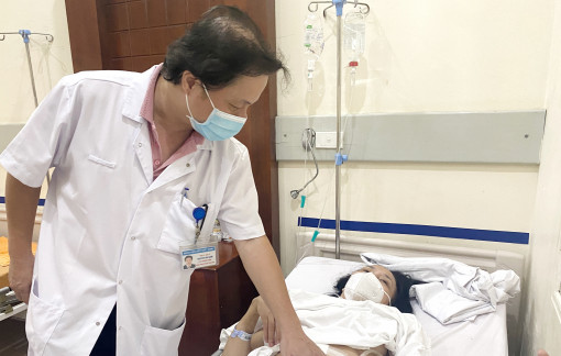 Người phụ nữ thủng ruột do bị tăm đâm
