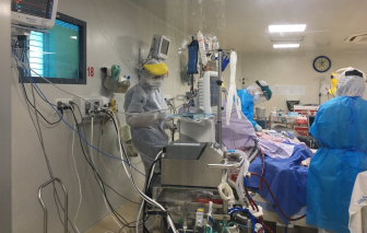 Chiến sĩ công an quận Tân Phú nhiễm COVID-19 đang tổn thương phổi rất nặng