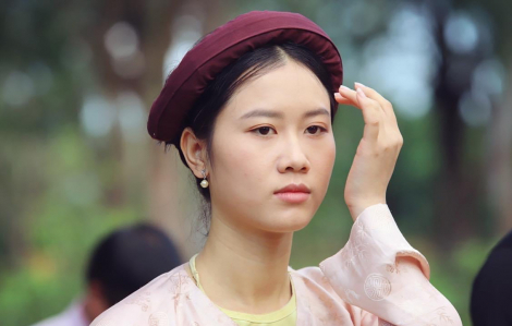 Cô gái Nùng mang vẻ đẹp Á Đông: Đi càng xa, càng cảm ơn thời gian khó