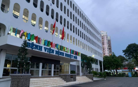 Bệnh viện Bệnh nhiệt đới TPHCM: 53 người dương tính SARS-CoV-2