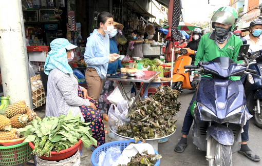 Chợ truyền thống nhộn nhịp đơn hàng online mùa dịch