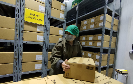 Cận cảnh 836.000 liều vắc xin AstraZeneca của Nhật Bản trong kho lạnh tại TPHCM