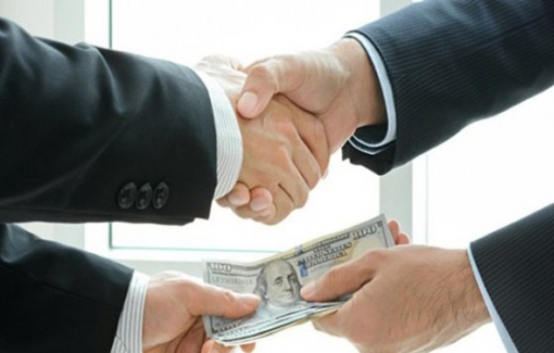 Cựu Phó tổng cục trưởng Tổng cục Tình báo bị truy tố vì nhận hối lộ