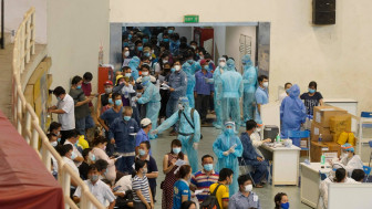 Giám đốc Sở Y tế TPHCM: "Việc tiêm vắc xin còn chệch choạc, thiếu sót trong phối hợp"