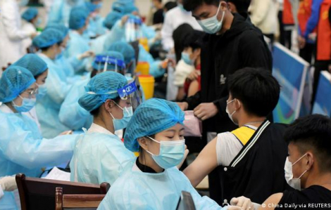 Trung Quốc thừa nhận 2 loại vắc xin của nước này suy yếu trước biến chủng Delta