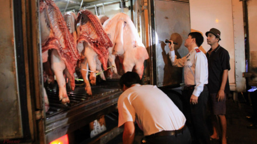 Chợ đầu mối Hóc Môn tạm dừng, hàng hóa dồn về Bình Điền, Thủ Đức