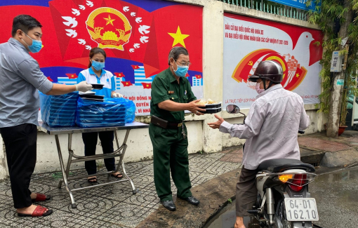 TPHCM: Gần 554 tỷ đồng hỗ trợ người lao động bị ảnh hưởng bởi dịch COVID-19