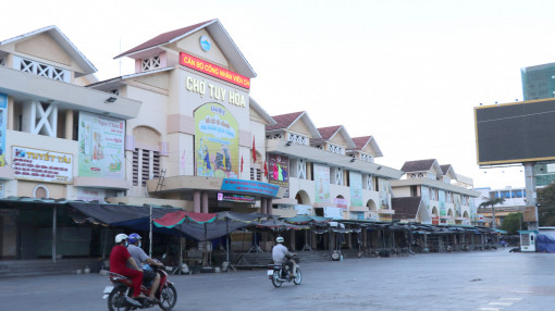 Phú Yên tạm dừng hoạt động chợ Tuy Hòa vì dịch