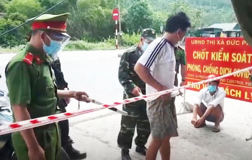 Xin chốt kiểm dịch ra ngoài mua thuốc cho cha nhưng lại mua ma tuý