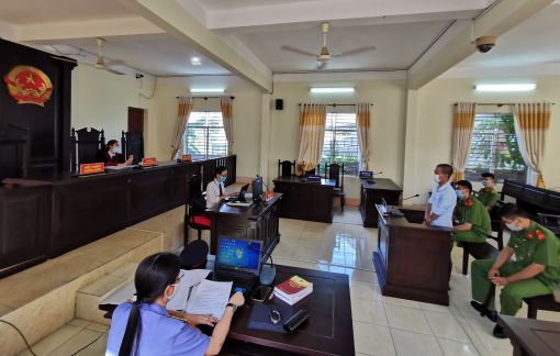 Cần Thơ: Nam thanh niên thông chốt kiểm dịch, đánh cảnh sát giao thông lãnh 9 tháng tù