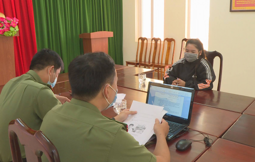 Loan tin thất thiệt về vụ thiếu nữ chết tại trường học, người phụ nữ bị triệu tập xử lý