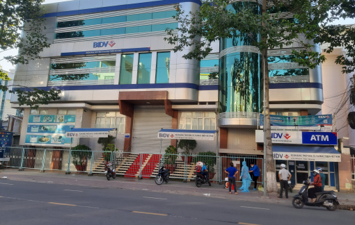 Khánh Hoà thêm 41 ca dương tính liên quan đến cảng Hòn Rớ, Tiền Giang thêm 4 ổ dịch mới