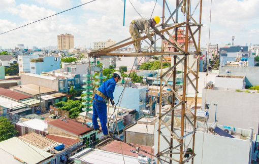 EVNHCMC nỗ lực hoàn thành các công trình điện trong mùa dịch