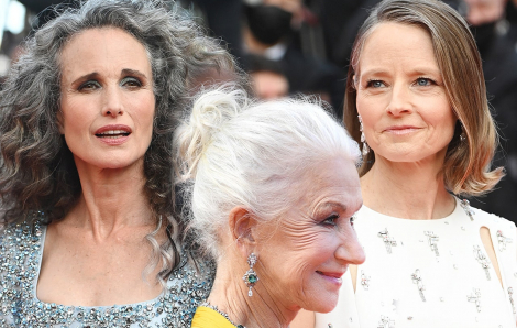 Xu hướng tóc bạch kim lên ngôi tại thảm đỏ Cannes 2021