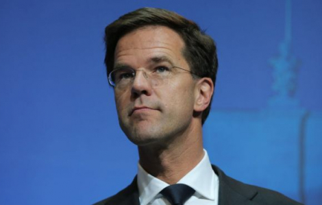 Thủ tướng Hà Lan xin lỗi vì dỡ bỏ hạn chế COVID-19 quá sớm