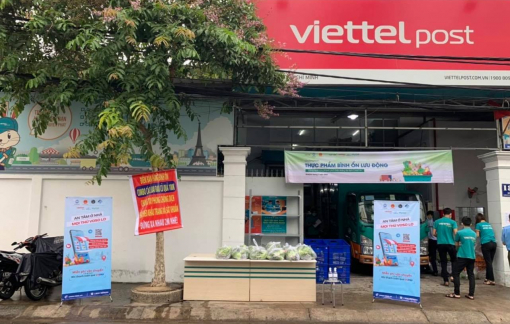 Người dân TPHCM có thể mua hàng bình ổn giá tại bưu điện và 75 điểm bán lưu động