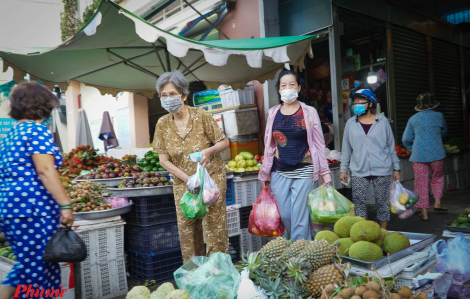 3 chợ truyền thống ở TPHCM được mở lại, có chợ chỉ 6 tiểu thương