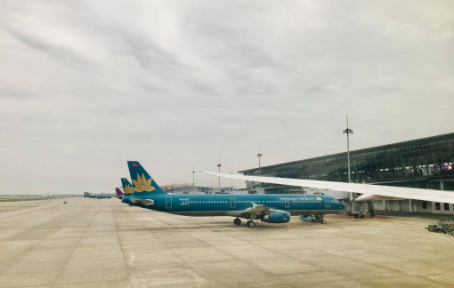 Dừng tất cả các đường bay chở khách vào phía Nam