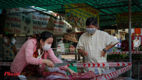 Chợ truyền thống tại TPHCM sắp mở lại, chỉ bán đồ tươi sống và rau củ quả